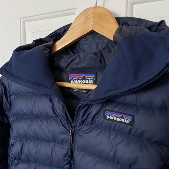 Womens Patagonia Hooded Down Sweater - Picture 4 of 11